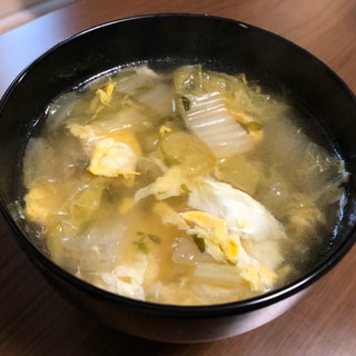 白菜と豆苗と玉子の中華スープ